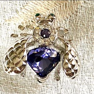 Vintage Joan Rivers Amethyst Silver Honey Bee Pin